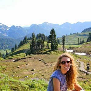 Meet your Posher, Amy